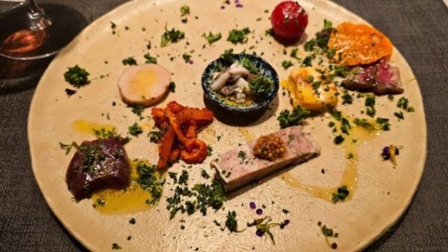 和牛とワインとイタリアン Lisian